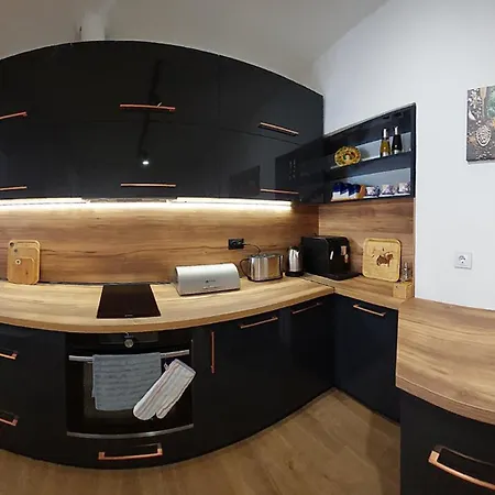 Old-timer Apartment *